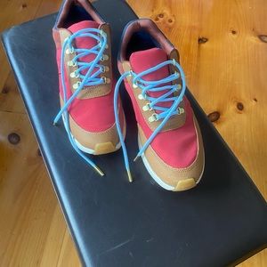 TOMS sneakers size 10w